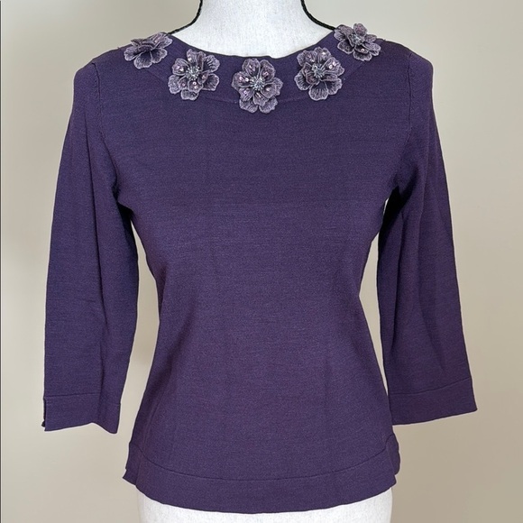 Judith Hart Petites Purple Floral Embroidered Neckline Silk Blend Sweater Top P - Picture 2 of 7